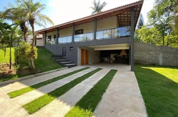 Chácara com 2 dormitórios à venda, 190 m² por R$ 900.000,00 - Estância Figueira Branca - Campo Limpo Paulista/SP