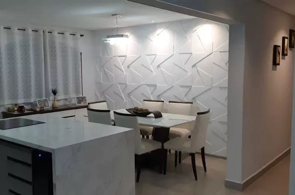 Linda casa com 3 dormitórios à venda, com 178 m² por R$ 1.050.000 - Jardim Florestal - Jundiaí/SP