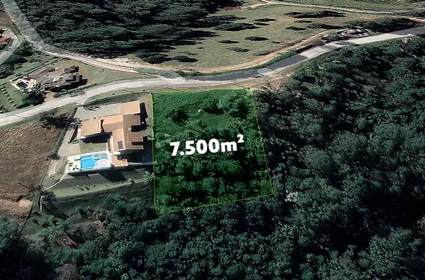 Terreno à venda, 7500 m² por R$ 530.000 - Ivoturucaia - Jundiaí/SP