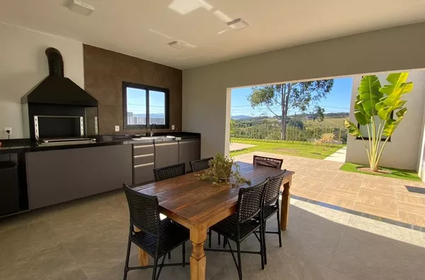 Casa á venda no Lagos de Jarinu- Jarinu/ SP