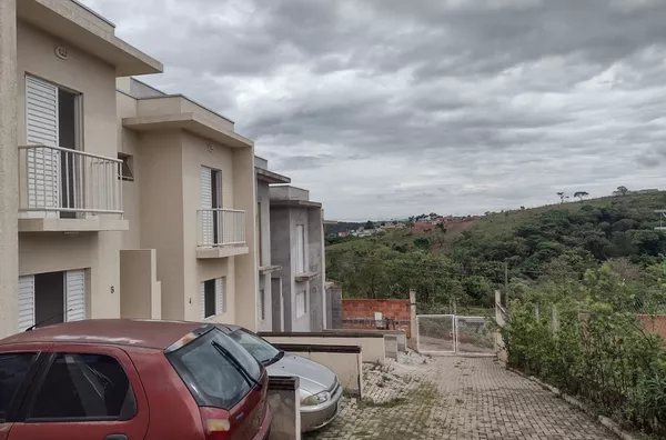 Sobrado á venda Trieste- JARINU/SP