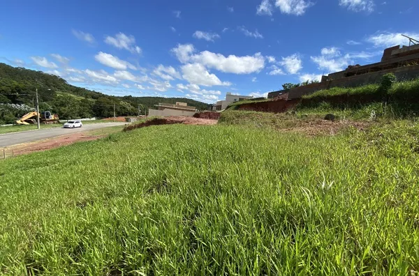 Terreno á venda no condominio Cambarah - Jarinu / SP