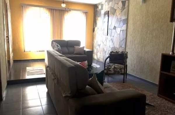 Casa Residencial à venda, Ieiri, Várzea Paulista - CA0005.