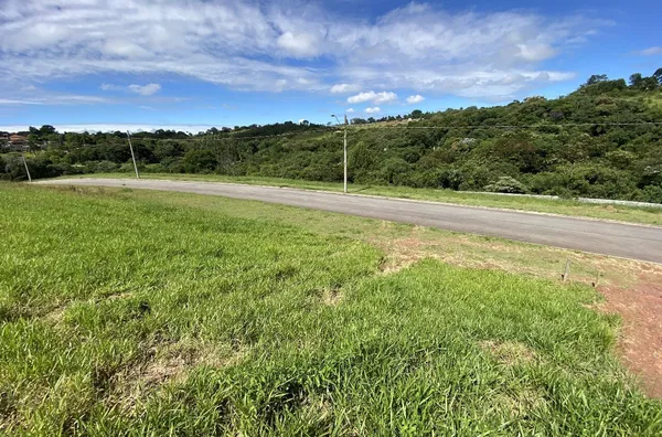 Terreno á venda no condominio Cambarah - Jarinu / SP