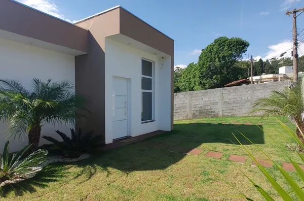 Casa individual térrea á  venda no bairro  Caioçara -Jarinu/SP