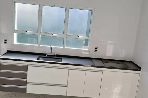 Maravilhosa casa térrea com 5 dormitórios à venda, localizada no Residencial dos Lagos em Itupeva, com 320 m² por R$ 1.880.000,00 Venha conferir !!!