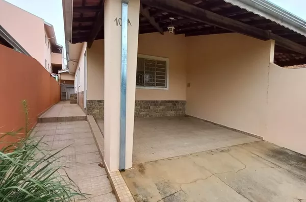 Casa individual á venda no  Centro -Jarinu / SP