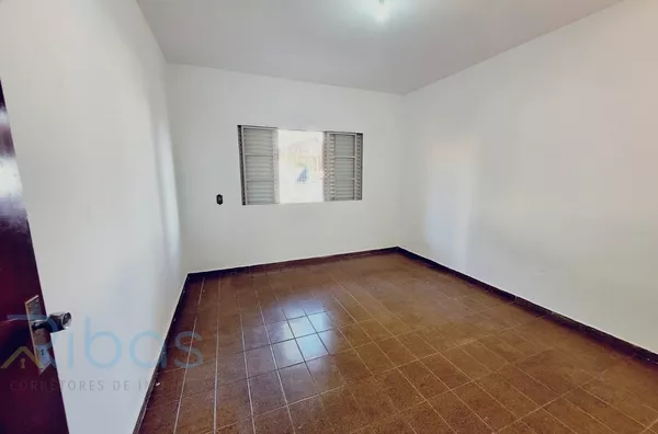 Casa á  venda no centro -Jarinu/SP