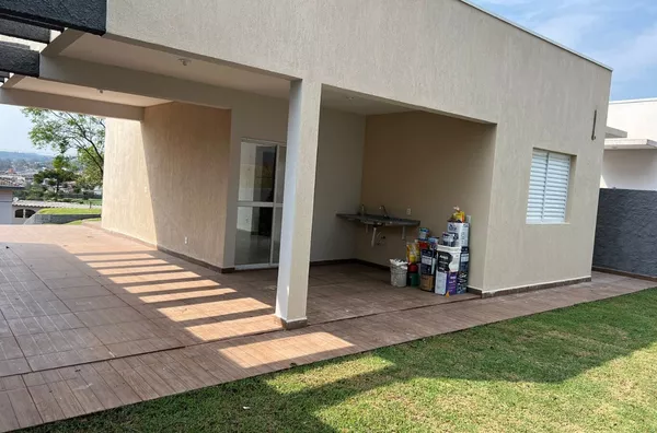 Chácara á venda no bairro Parque Videiras- Jarinu/SP