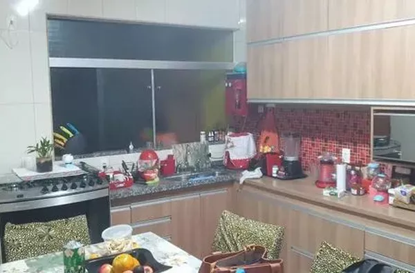 Casa com 2 dormitórios à venda, 182 m² por R$ 957.000 - Vila Agrícola - Jundiaí/SP