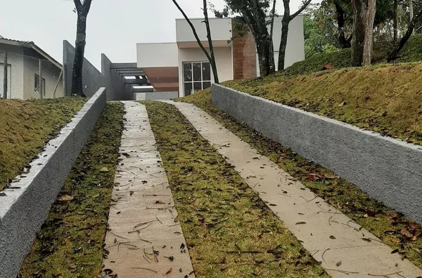 Casa térrea á venda  no bairro Videiras - Jarinu/SP