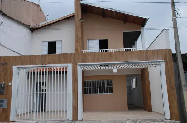 Sobrado á venda JARDIM GUANCIALE Campo Limpo Paulista