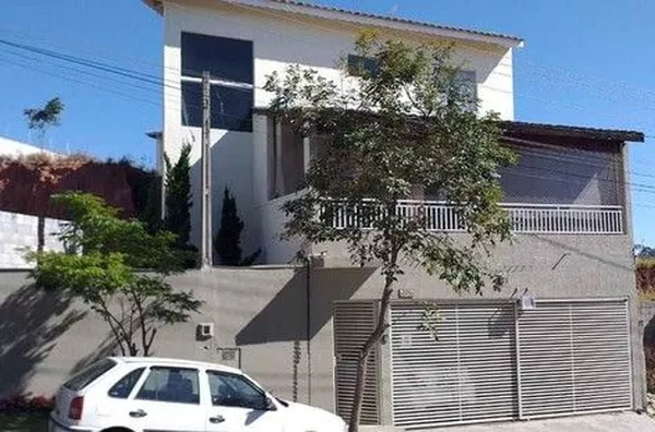Casa com 3 dormitórios à venda, 194 m² por R$ 650.000,00 - Jardim Caçula - Jundiaí/SP