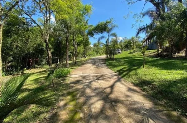 Chácara com 2 dormitórios à venda, 190 m² por R$ 900.000,00 - Estância Figueira Branca - Campo Limpo Paulista/SP