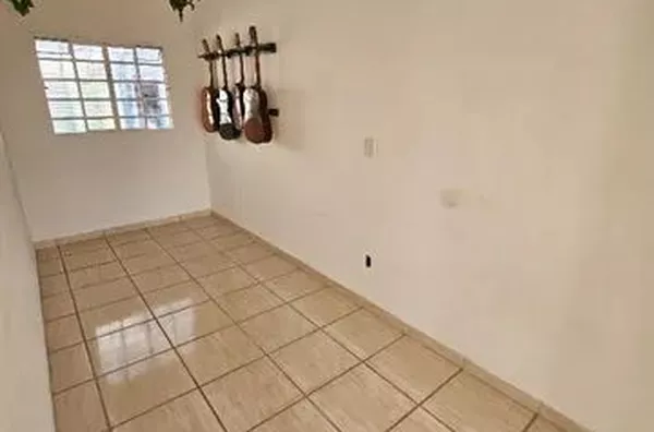 Casa com 4 dormitórios à venda, 153 m² por R$ 404.000,00 - Parque Eloy Chaves - Jundiaí/SP