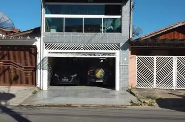 Casa com 3 dormitórios à venda, 200 m² por R$ 585.000,00 - Jardim América - Campo Limpo Paulista/SP