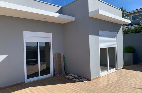 Casa com 3 dormitórios à venda, 233 m² por R$ 1.365.000,00 - Parque das Laranjeiras - Itatiba/SP