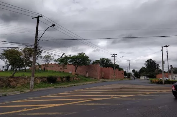 Terreno à venda, 8491 m² por R$ 1.500.000,00 - Chácara Santa Helena - Capivari/SP