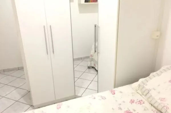 Charmosa Casa de 3 Dormitórios e aquecimento solar em Jundiaí - SP
