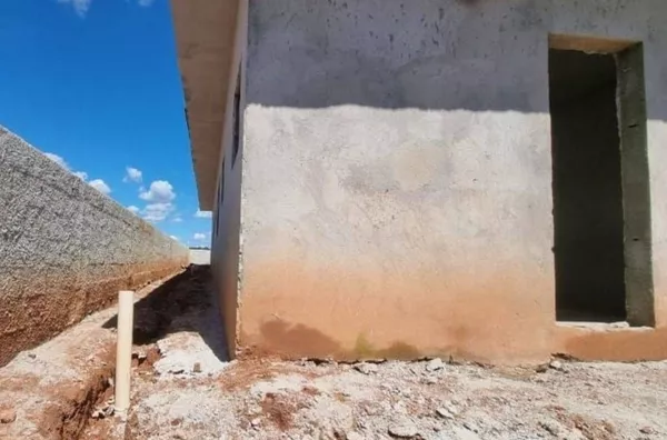 Casa com 3 dormitórios à venda, 235 m² por R$ 599.000,00 - Vila Cremonesi - Itatiba/SP