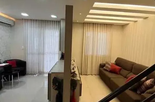Sobrado com 3 dormitórios à venda, 85 m² por R$ 900.000,00 - Jardim Shangai - Jundiaí/SP