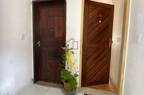 Venda de Apartamento 2/4, primeiro andar , Colina Azul, Pau da Lima