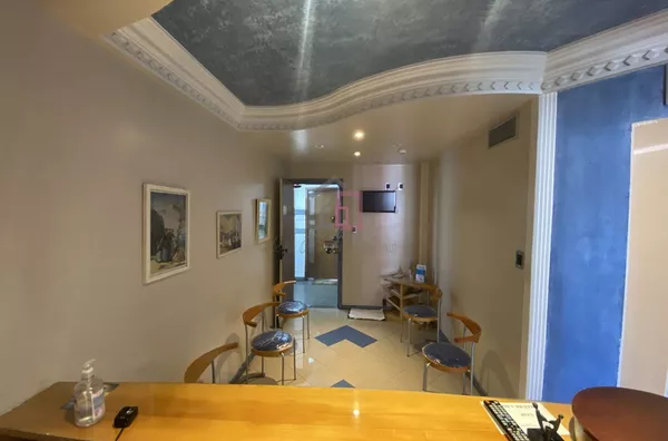 Sala Comercial para Locaçăo Anual - Itaigara, Salvador - 74m², 2 vagas