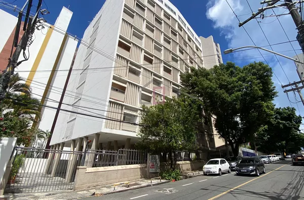 Apartamento 2/4, 130 m²,  à venda na Graça