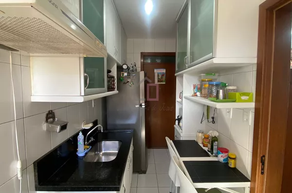 Apartamento 2/4, 2 vagas para venda na Pituba