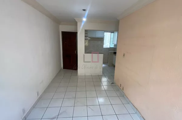 Venda de Apartamento 2/4, primeiro andar , Colina Azul, Pau da Lima