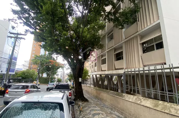 Apartamento 2/4, 130 m²,  à venda na Graça