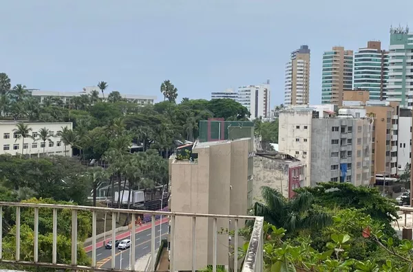 Alugo apartamento, 2 quarto(s),  Ondina, Salvador