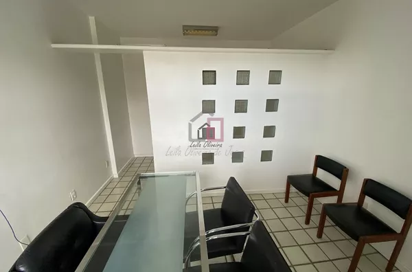 Sala Comercial para Venda - Garibaldi, Salvador - 33m², 1 vaga