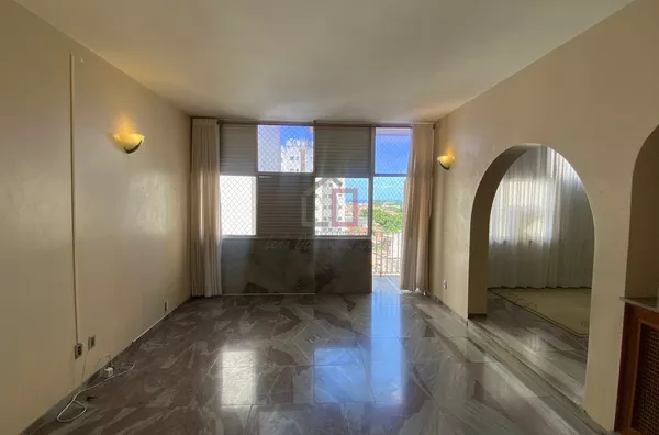 Apartamento 2/4, 130 m²,  à venda na Graça