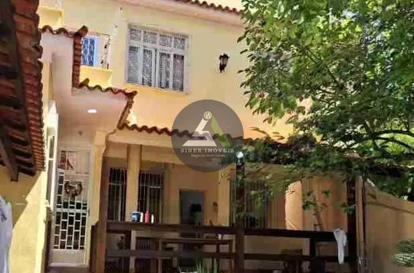 2 Casas no Quintal para venda, 5 quarto(s),  - Selecione - Bairro, Rio De Janeiro
