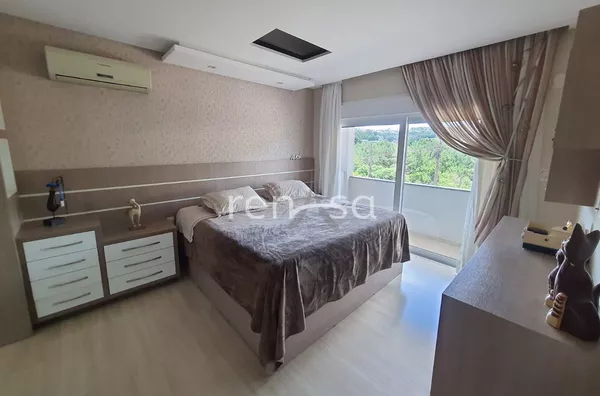 Casa mobiliada de esquina para venda,  São Luiz, Caxias Do Sul