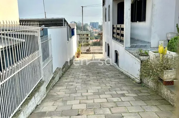 Casa para venda, 4 quarto(s),  Rio Branco, Caxias Do Sul