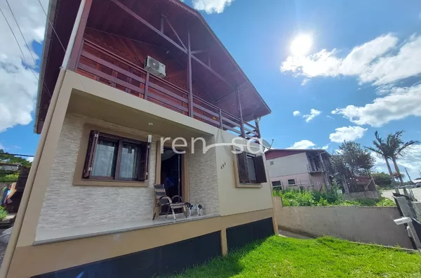 Casa, 6 quarto(s),  Santa Fé, Caxias Do Sul