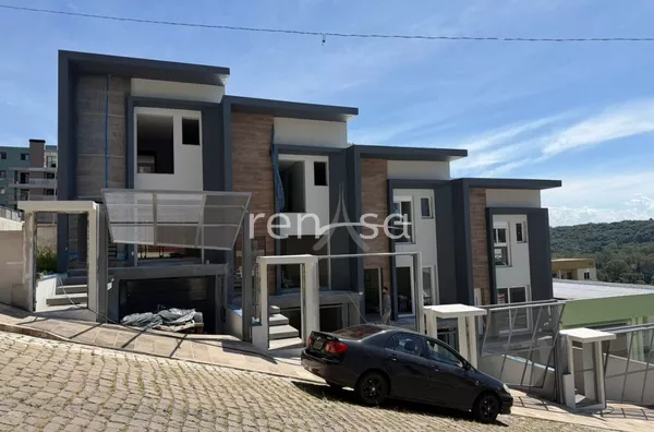 Sobrado para venda, 3 quarto(s),  Colina Sorriso, Caxias Do Sul