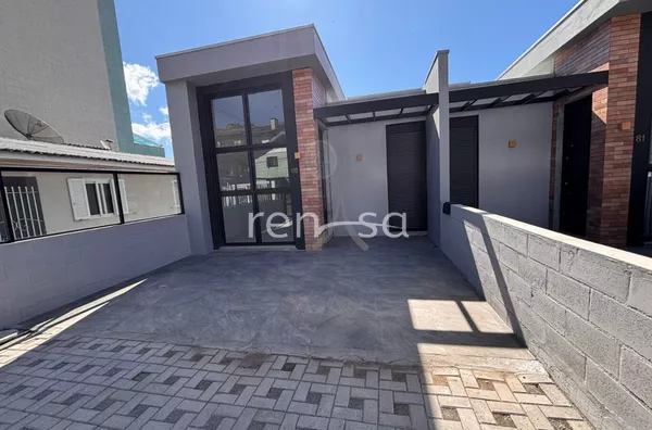 Casa para venda, 3 quarto(s),  Floresta, Caxias Do Sul