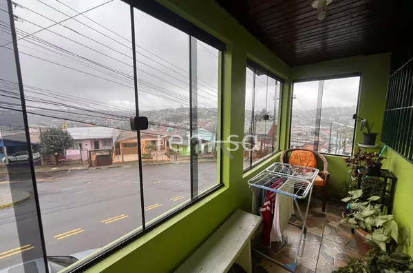 Casa para venda, 4 quarto(s),  Santa Fé, Caxias Do Sul