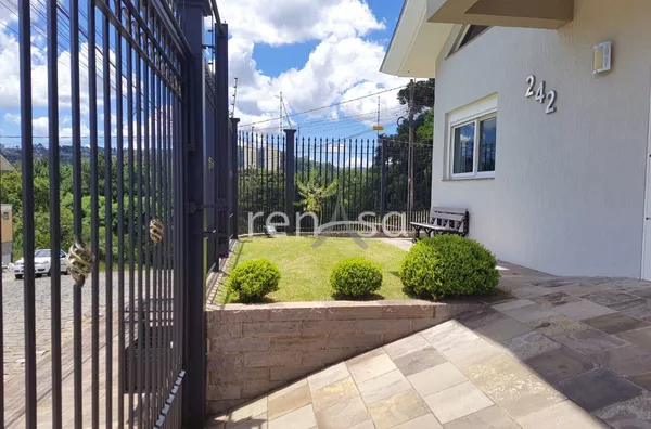 Casa mobiliada de esquina para venda,  São Luiz, Caxias Do Sul