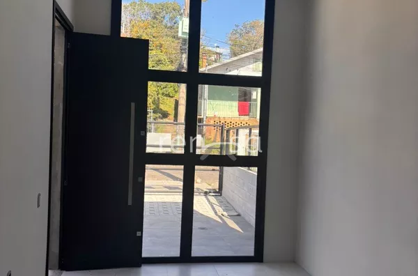 Casa para venda, 3 quarto(s),  Floresta, Caxias Do Sul