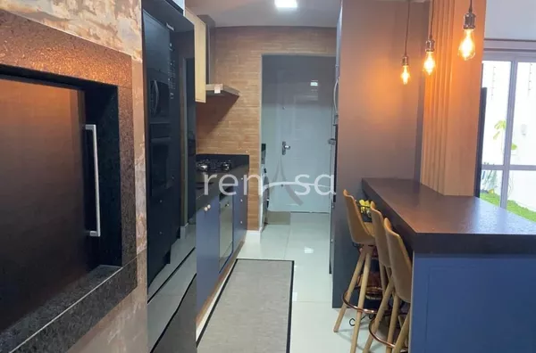 Sobrado para venda, 3 quarto(s),  Monte Bérico, Caxias Do Sul