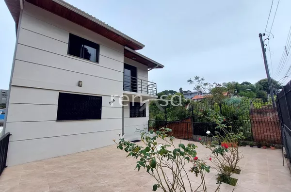 Casa para venda, 4 quarto(s),  Bela Vista, Caxias Do Sul