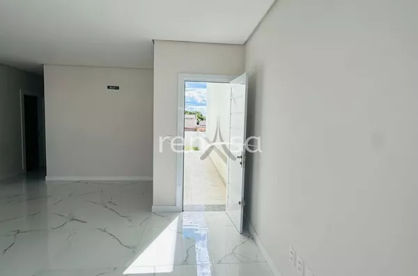 SAÍDA PÁTIO
