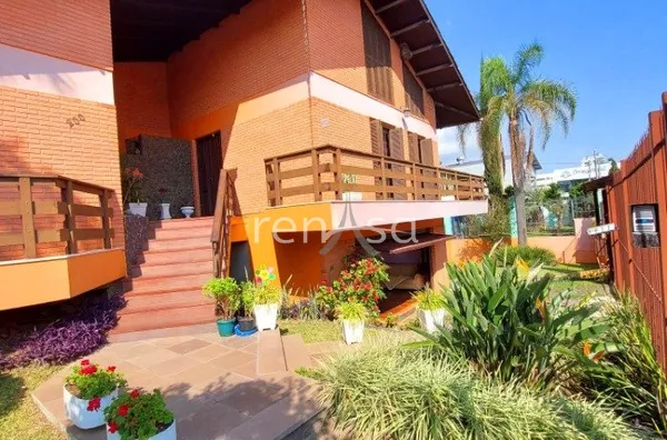 Casa, 04 quarto(s), Sagrada Família, Caxias do Sul