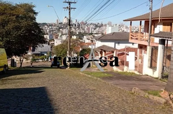 Casa, 03 quarto(s), Santa Catarina, Caxias do Sul