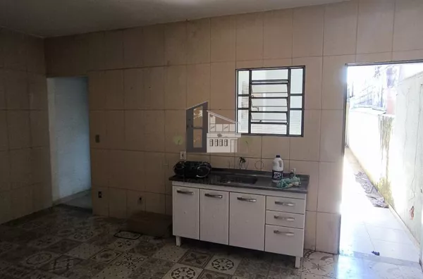 Casa para aluguel e venda, 2 quarto(s),  Vila Souto, Bauru