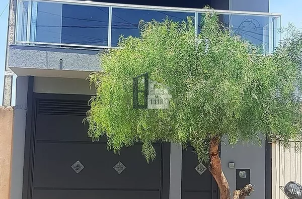 Casa com 3 dormitórios à venda, 140 m² por R$ 180.000 - Jardim Ivone - Bauru/SP